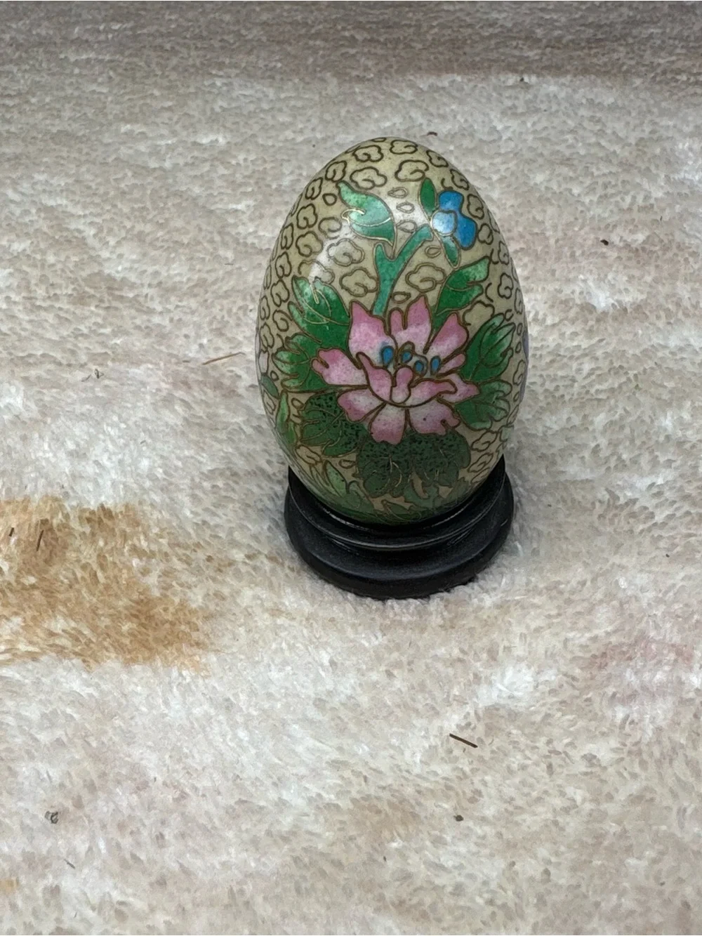 Floral Chinese Cloisonne Tiny Egg W Wood Stand Gold Green Pink